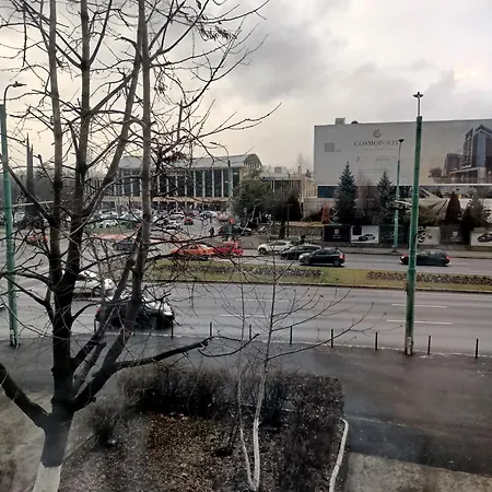 Ariel Trainstation Apartamento Braşov