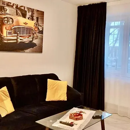 Ariel Trainstation Appartamento Braşov