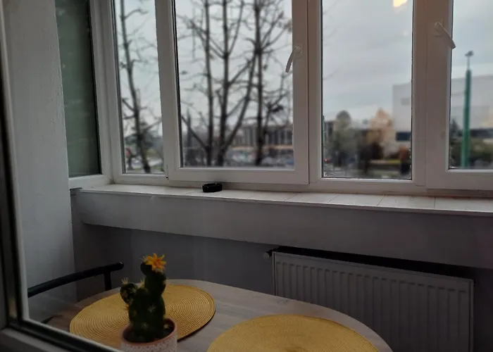 Ariel Trainstation Apartment